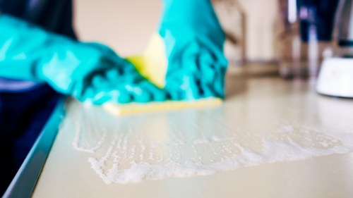 Guest-ready apartment cleaning in Bermondsey with attention to detail